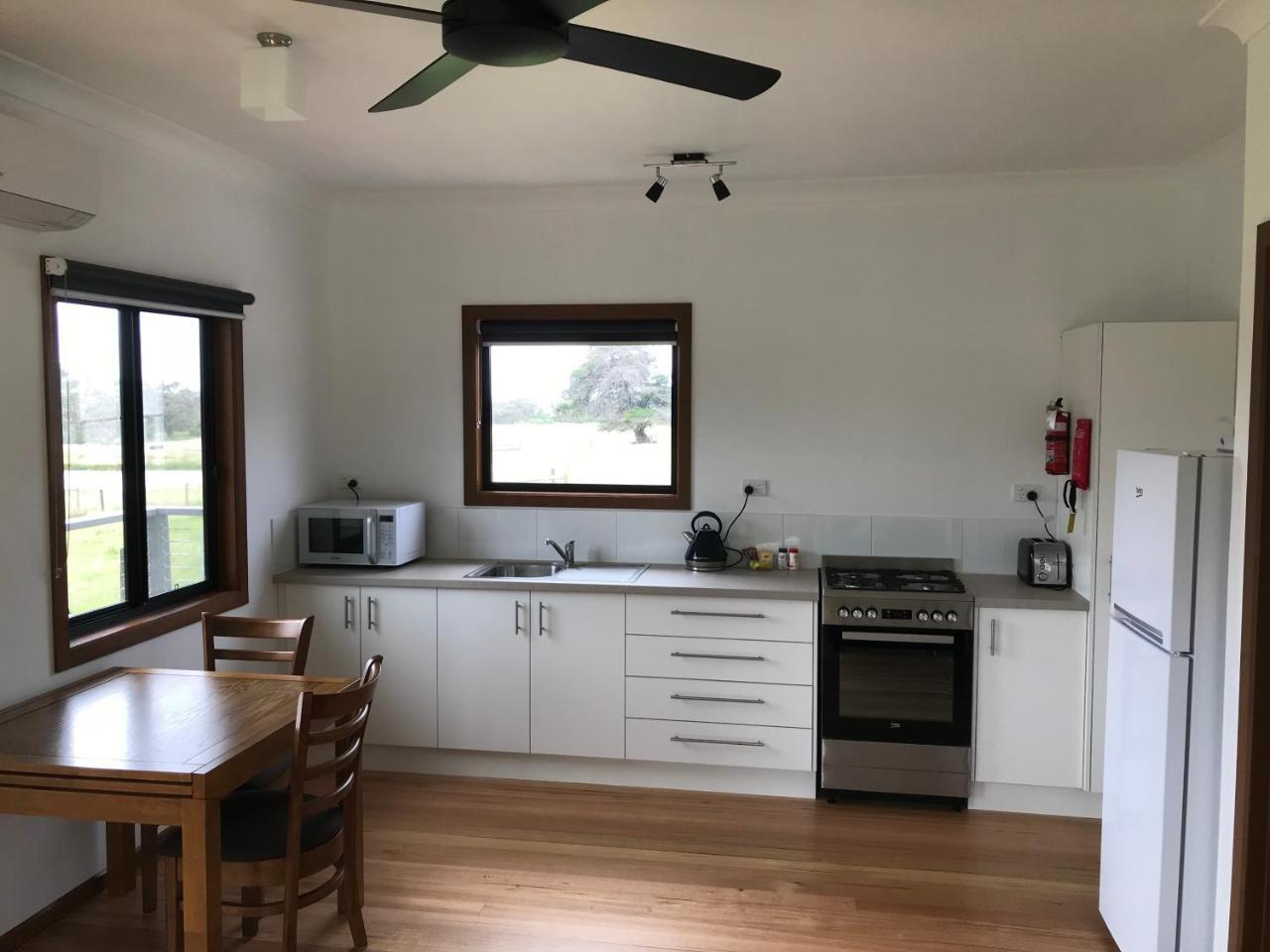 Prom Coast Holiday Lodge Waratah Bay Екстериор снимка